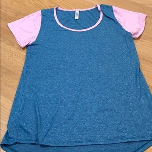 Women’s blue and pink small classic T Lularoe!